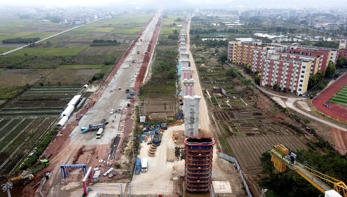 稳投资,基建；政策性金融工具；投放完成；8000亿；基础设施；投资；稳增长；项目落地；资金支持；经济刺激