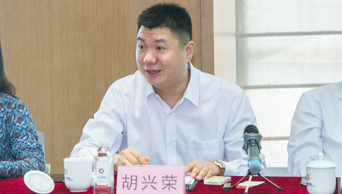 温州百亿富豪胡兴荣;采取强制措施;ST海龙;净利润暴跌九成