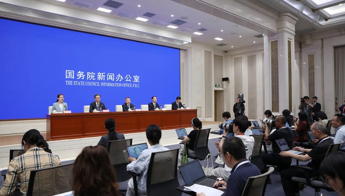 税收,个税,人数增长5.9%；上半年；1.26亿人；个税专项附加扣除