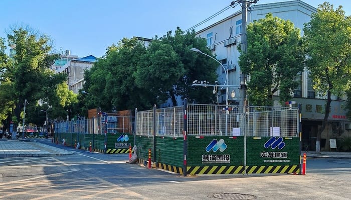 财经速递,城市更新,新基建城市地下管网改建;5万亿资金;六张网