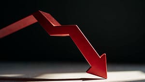 实控人夫妇失联后，千叶珠宝股价单日再跌49%